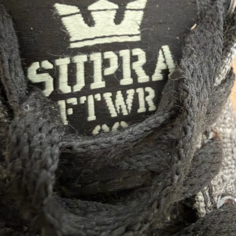 Supra Kids Stacks II Skate Shoes Charcoal Gray Heather Low Top Sneakers Size 1Y